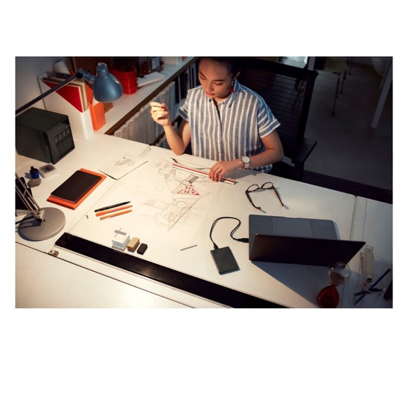 Western Digital My Passport 2TB external drive model: WDBPKJ0050BBK-0A - Picture 10 of 16